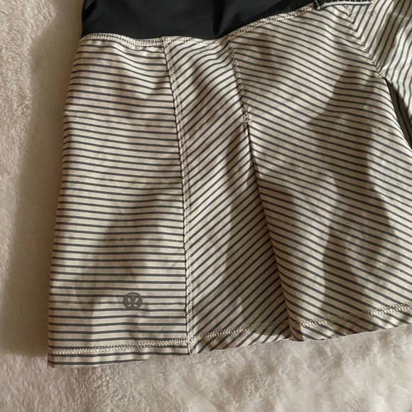 Lululemon Fast Cat Run Skirt Striped - Picture 5 of 11
